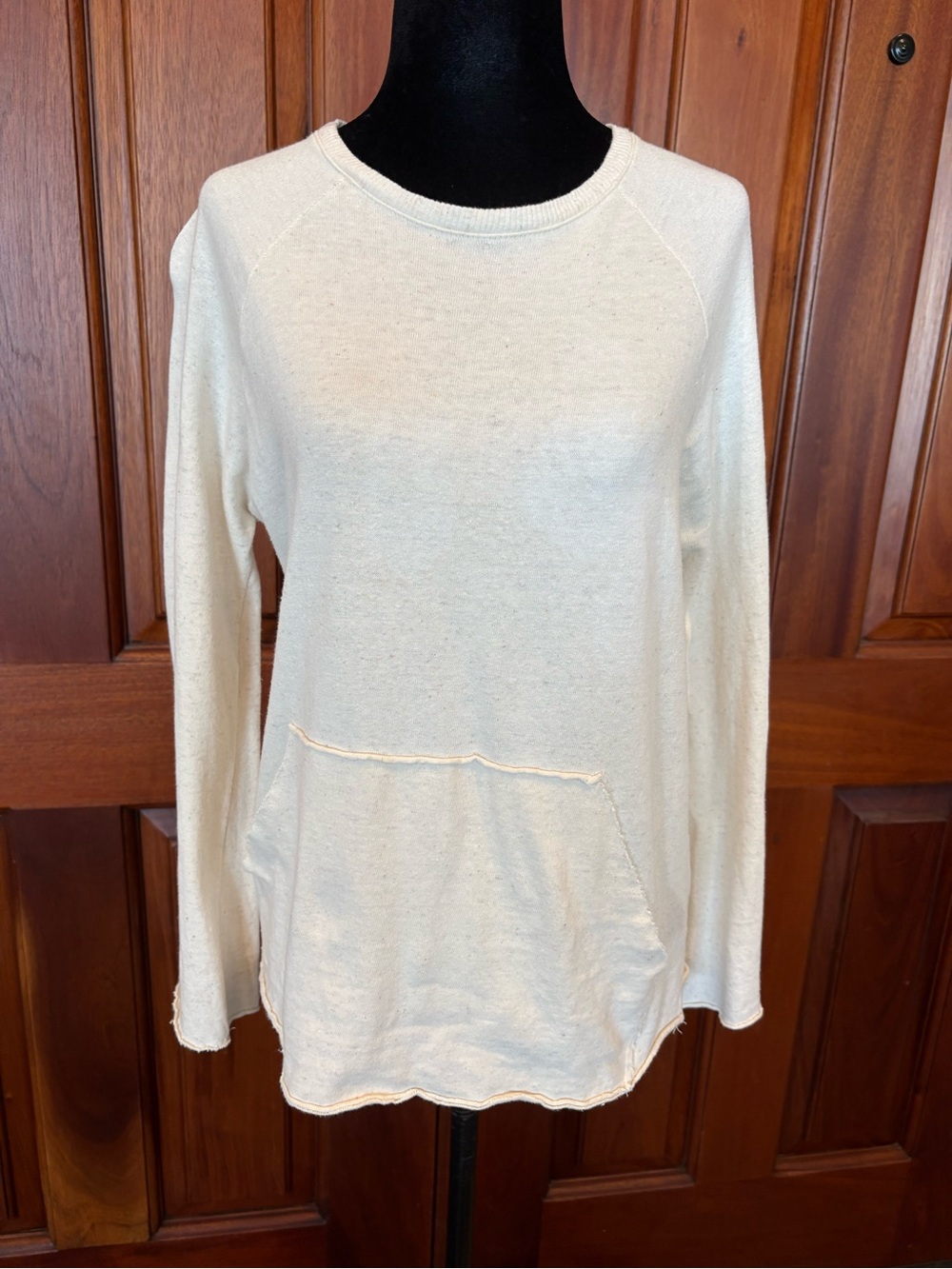Osklen Women S Hemp Long Sleeve Shirt Ivory Oatmeal Kangaroo Pocket  E-Fabrics